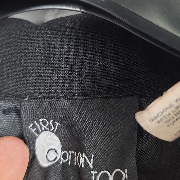 First Option Too Elegant Black Women's Blazer Lined Size 16W (W365) - Picture 2 of 9